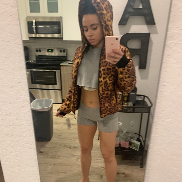 Leopard puffer - Picture 1 of 15